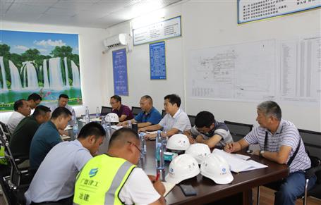 蒙胜益到广西鱼峰水泥项目调研指导工作