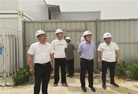 廖立波到第八分公司承建项目调研指导工作